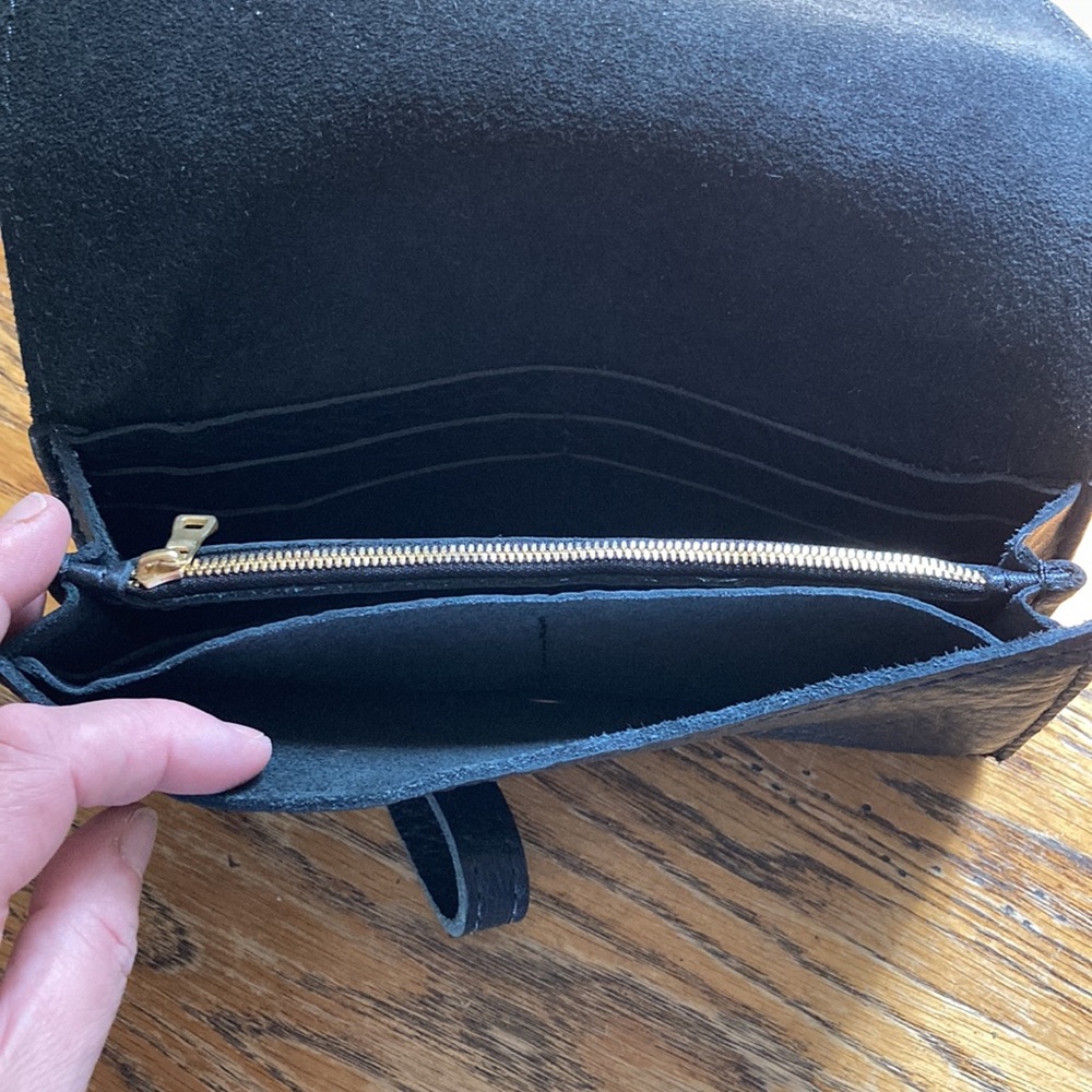 Portland Leather black leather wristlet - Picture 5 of 5